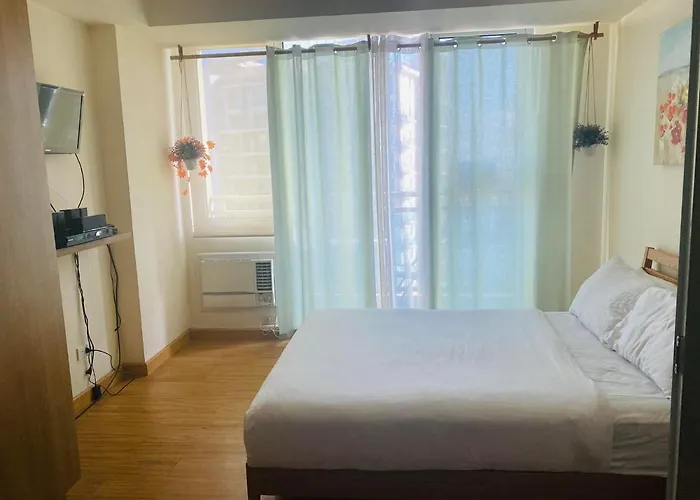 Azure Urban A10 Near Airport And Sm Bicutan+ Free Wifi *