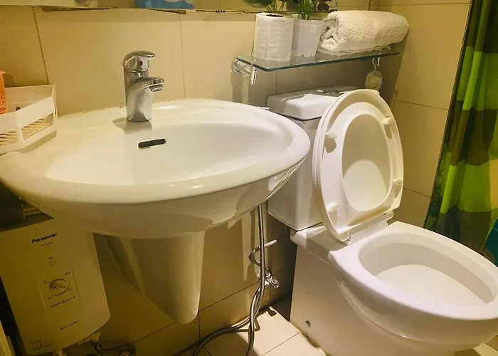 Apartamento Azure Urban A10 Near Airport And Sm Bicutan+ Free Wifi *