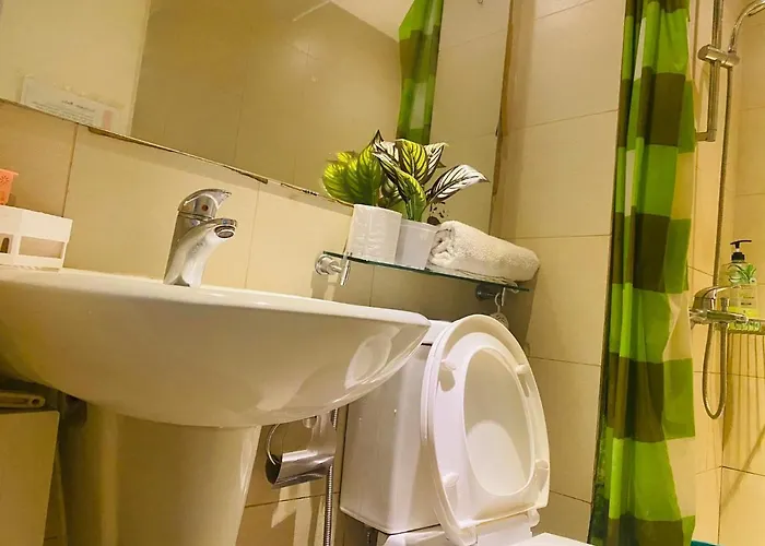 Azure Urban A10 Near Airport And Sm Bicutan+ Free Wifi *