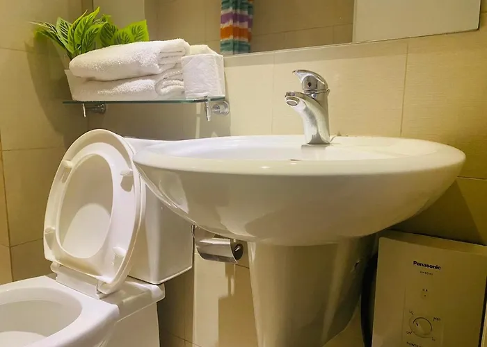 Azure Urban A10 Near Airport And Sm Bicutan+ Free Wifi * Manila